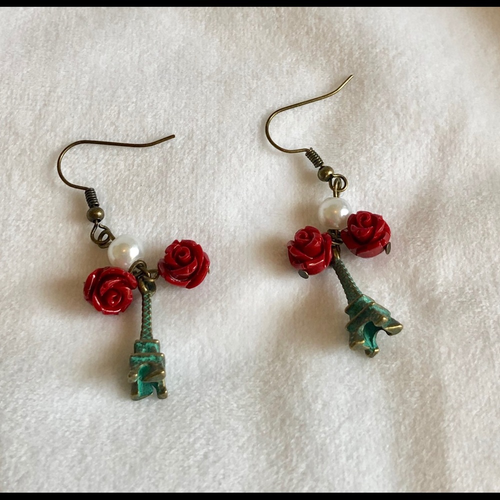 La Vie en Rose Earrings